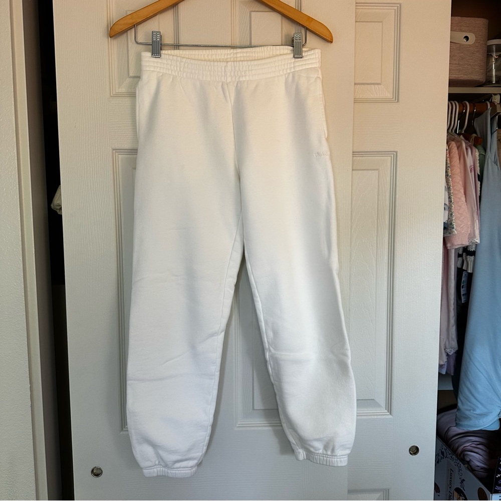 Aritzia tna white joggers